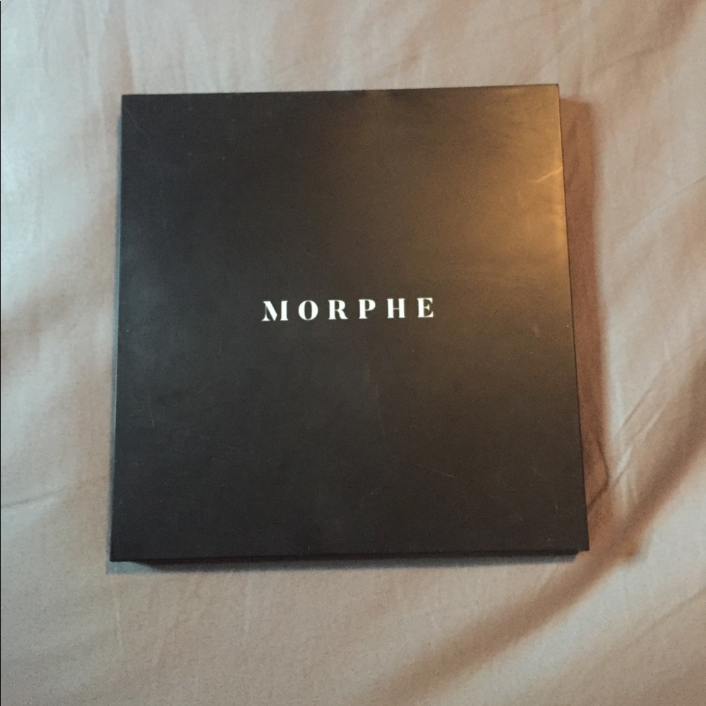 25B Bronzed Mocha Eyeshadow Palette